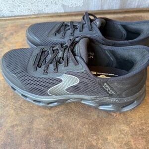 Sketchers Slipins  Sneakers